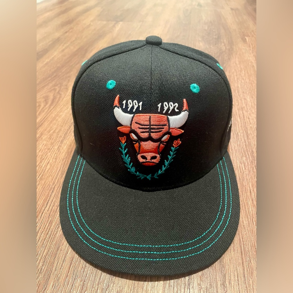 Chicago Bulls David Heo Limited Editon Hat 2021-22 Melonwear - Picture 1 of 10